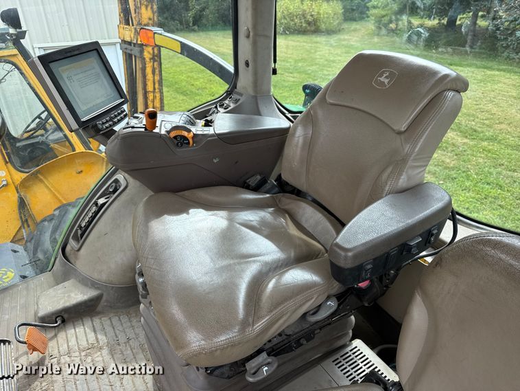 image for item YA1149 2015 John Deere 8370R MFWD tractor