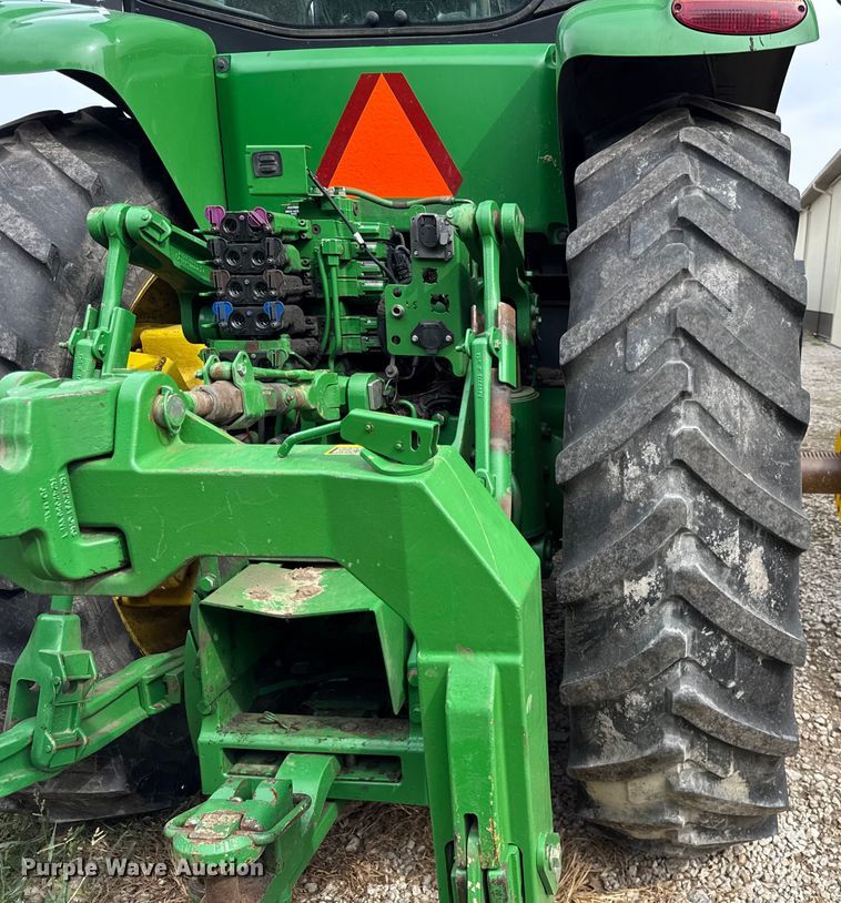 image for item YA1149 2015 John Deere 8370R MFWD tractor