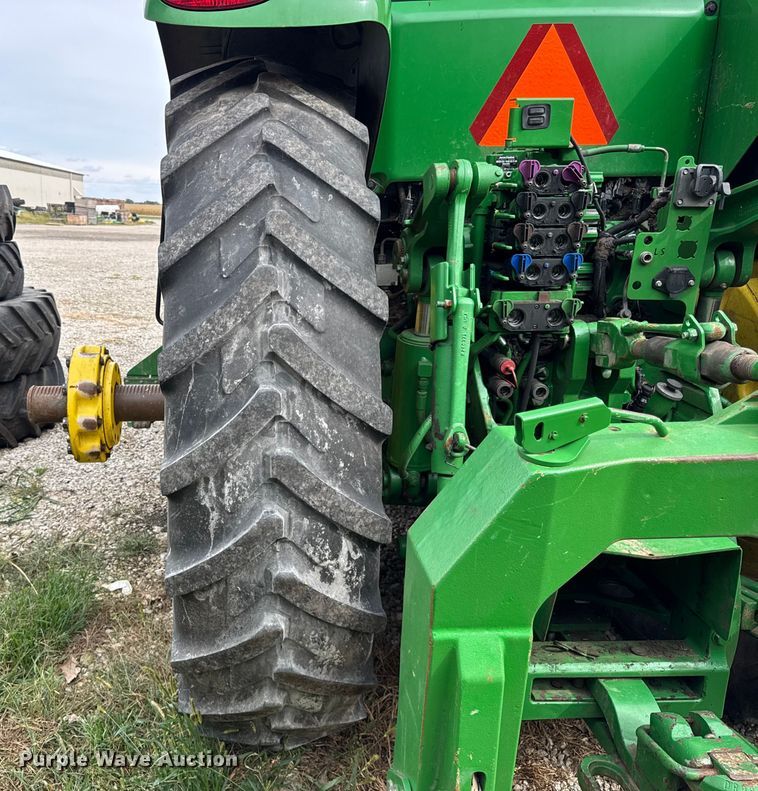 image for item YA1149 2015 John Deere 8370R MFWD tractor