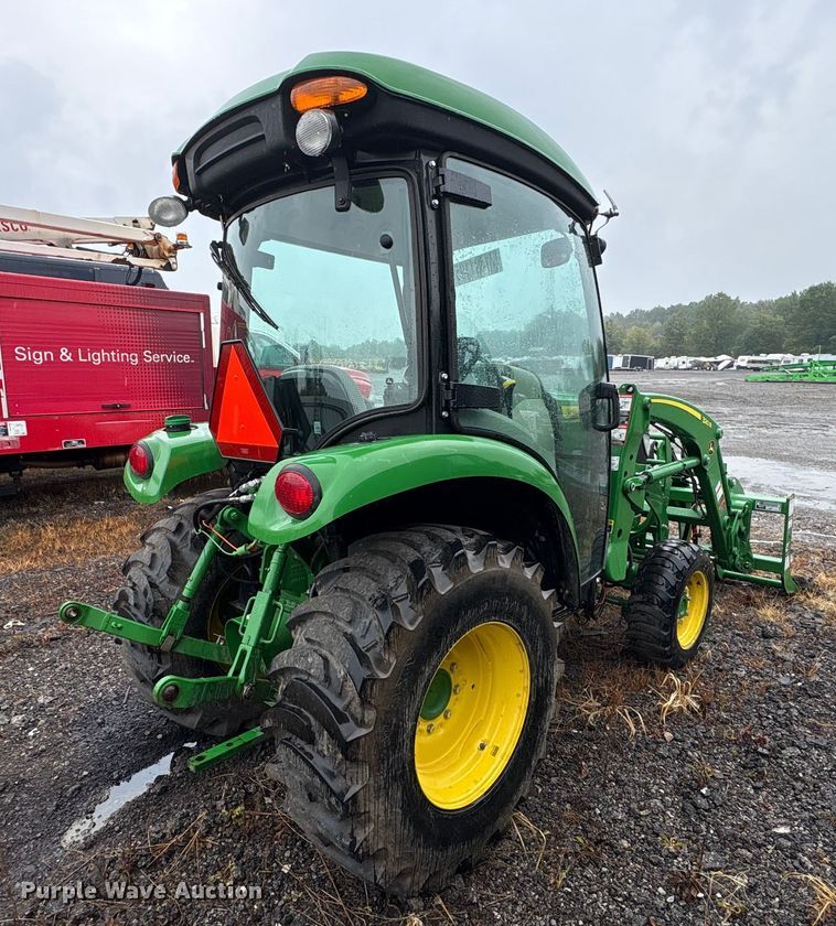 image for item YA1155 2017 John Deere 3046R MFWD tractor