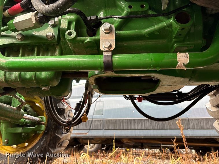 image for item YA1155 2017 John Deere 3046R MFWD tractor