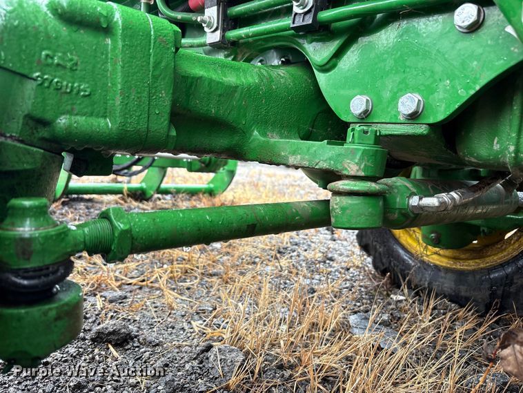 image for item YA1155 2017 John Deere 3046R MFWD tractor