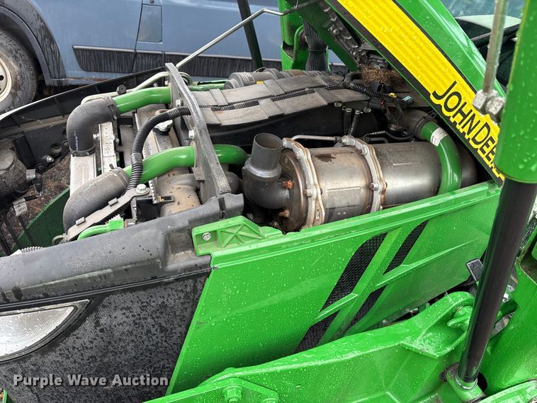 image for item YA1155 2017 John Deere 3046R MFWD tractor