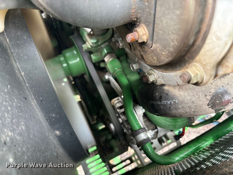 image for item YA1155 2017 John Deere 3046R MFWD tractor