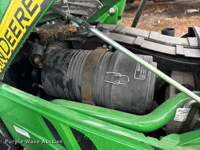 image for item YA1155 2017 John Deere 3046R MFWD tractor