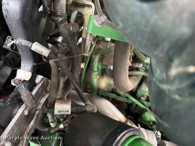 image for item YA1155 2017 John Deere 3046R MFWD tractor