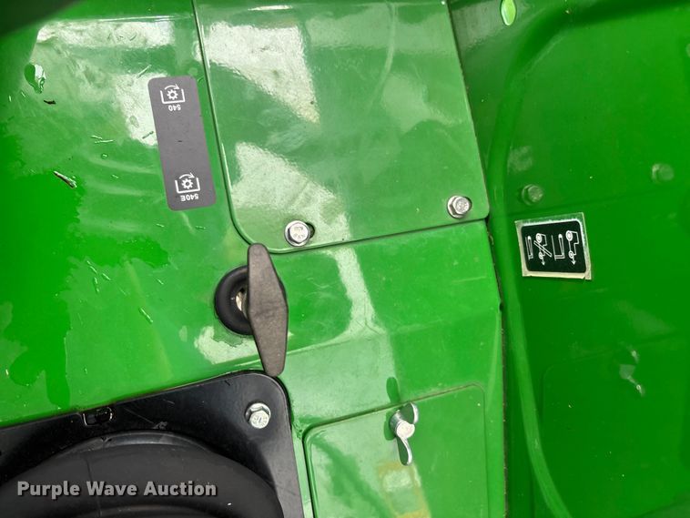 image for item YA1160 2022 John Deere 5065E MFWD tractor