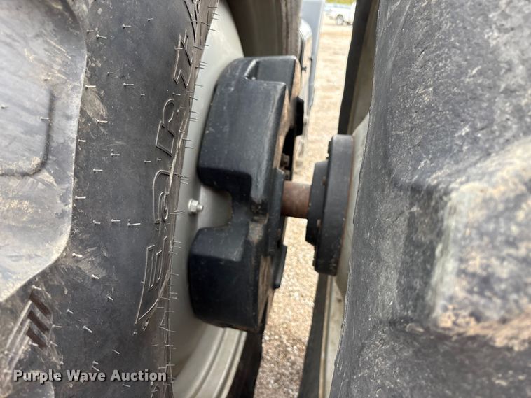 image for item YA1167 2005 Case MX230 MFWD tractor