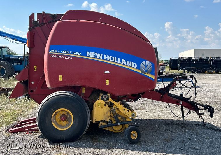 image for item YA1242 2016 New Holland Roll-Belt 560 Specialty Crop round baler