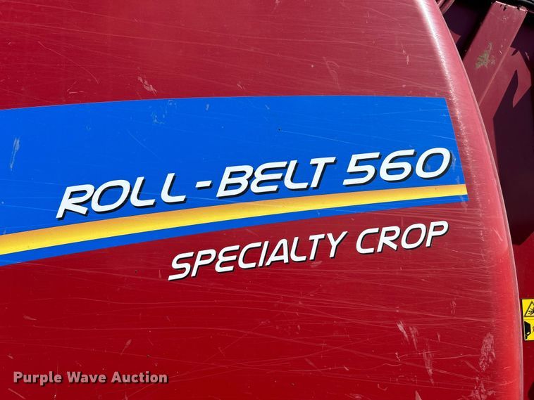 image for item YA1242 2016 New Holland Roll-Belt 560 Specialty Crop round baler