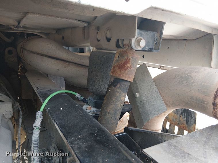 image for item DJ7826 2014 Mack GU713 semi truck