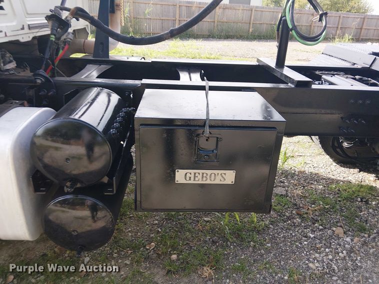 image for item DJ7826 2014 Mack GU713 semi truck