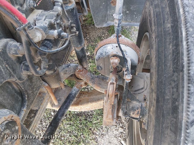 image for item DJ7826 2014 Mack GU713 semi truck