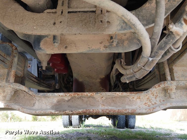 image for item DJ7826 2014 Mack GU713 semi truck