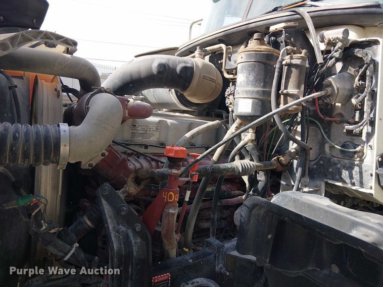 image for item DJ7826 2014 Mack GU713 semi truck