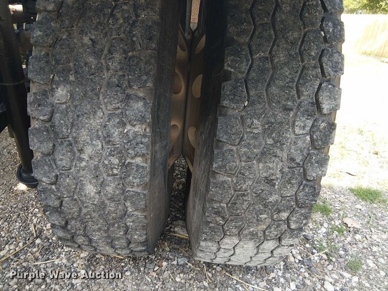 image for item DJ7826 2014 Mack GU713 semi truck