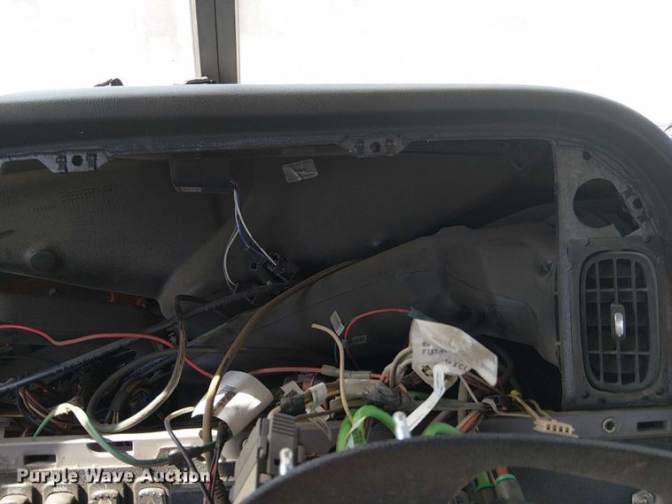 image for item DJ7828 2012 Peterbilt 388 truck cab and chassis