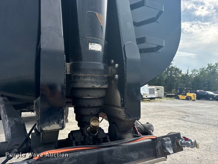 image for item DJ7840 2023 Armor Lite SHD-28/48 QF SP end dump trailer