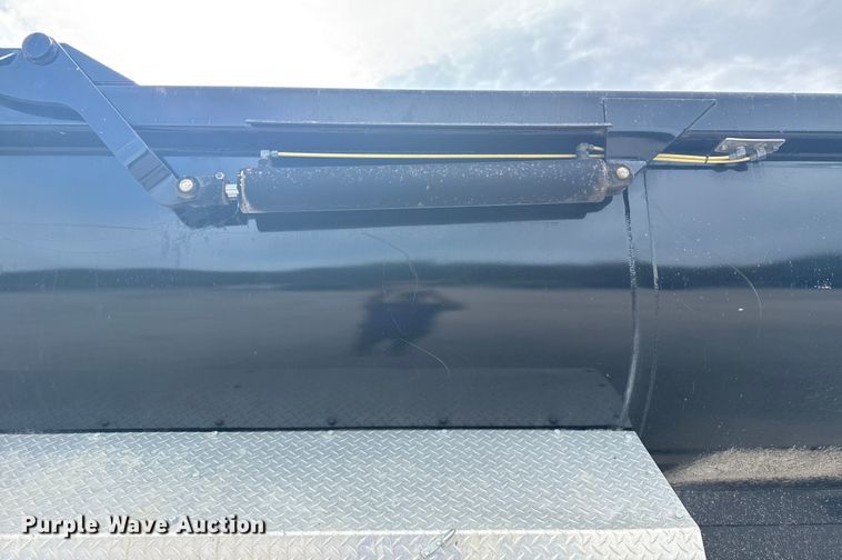 image for item DJ7840 2023 Armor Lite SHD-28/48 QF SP end dump trailer