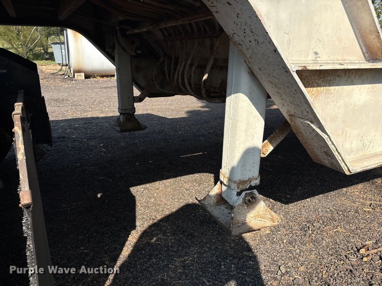 image for item DO1225 1987 Load King lowboy equipment trailer