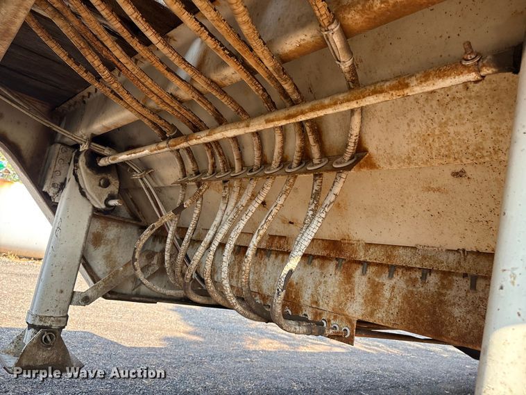 image for item DO1225 1987 Load King lowboy equipment trailer