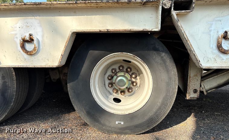 image for item DO1225 1987 Load King lowboy equipment trailer