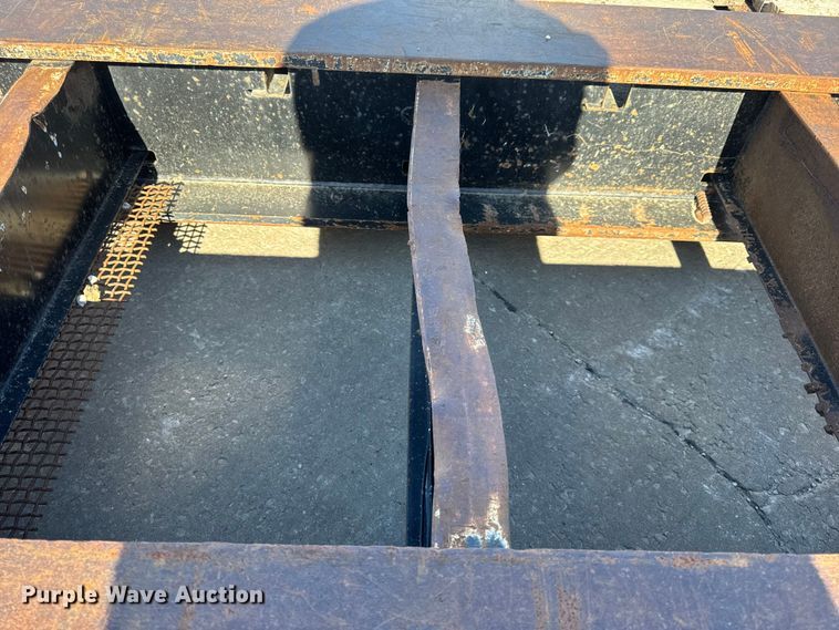 image for item DO2380 2009 Trail King TK110-533 lowboy equipment trailer