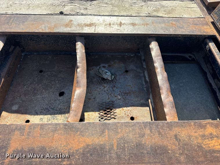 image for item DO2380 2009 Trail King TK110-533 lowboy equipment trailer