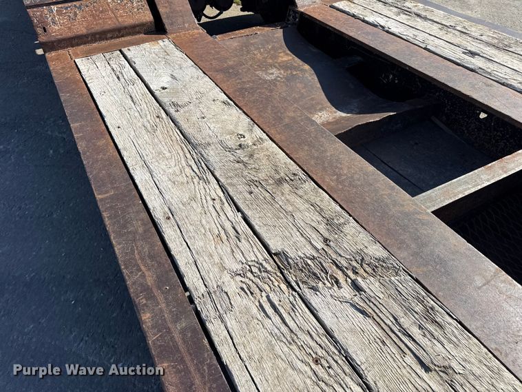 image for item DO2380 2009 Trail King TK110-533 lowboy equipment trailer