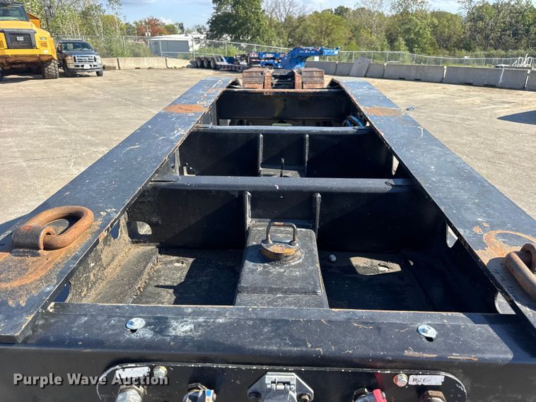 image for item DO2380 2009 Trail King TK110-533 lowboy equipment trailer