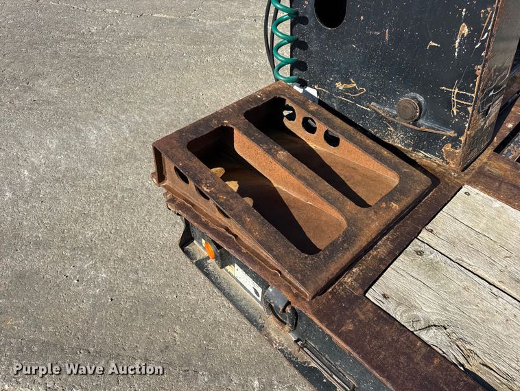 image for item DO2380 2009 Trail King TK110-533 lowboy equipment trailer