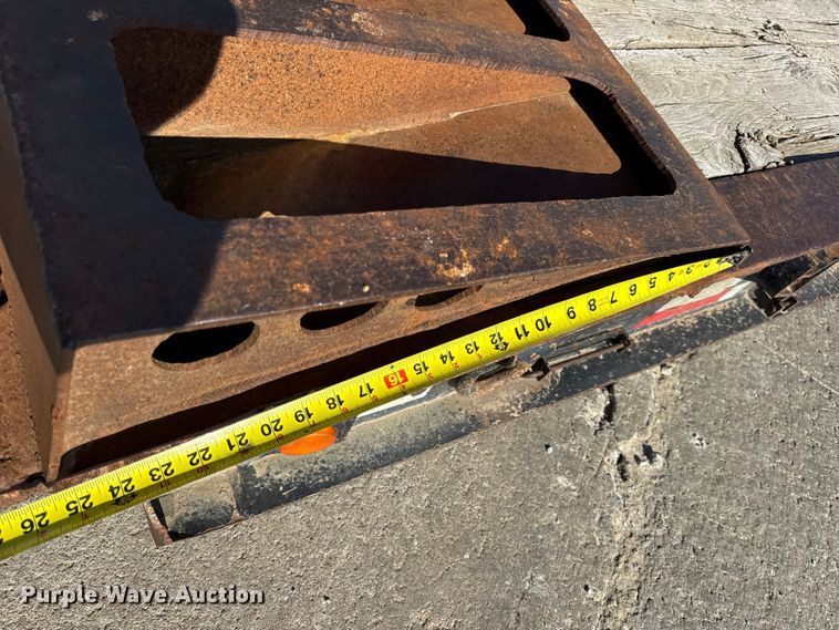 image for item DO2380 2009 Trail King TK110-533 lowboy equipment trailer