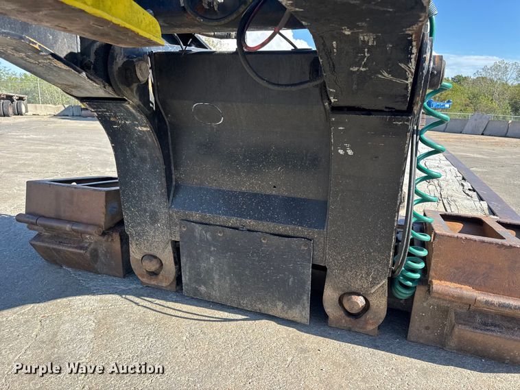 image for item DO2380 2009 Trail King TK110-533 lowboy equipment trailer