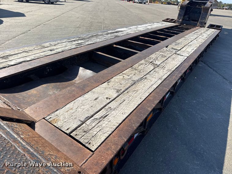 image for item DO2380 2009 Trail King TK110-533 lowboy equipment trailer