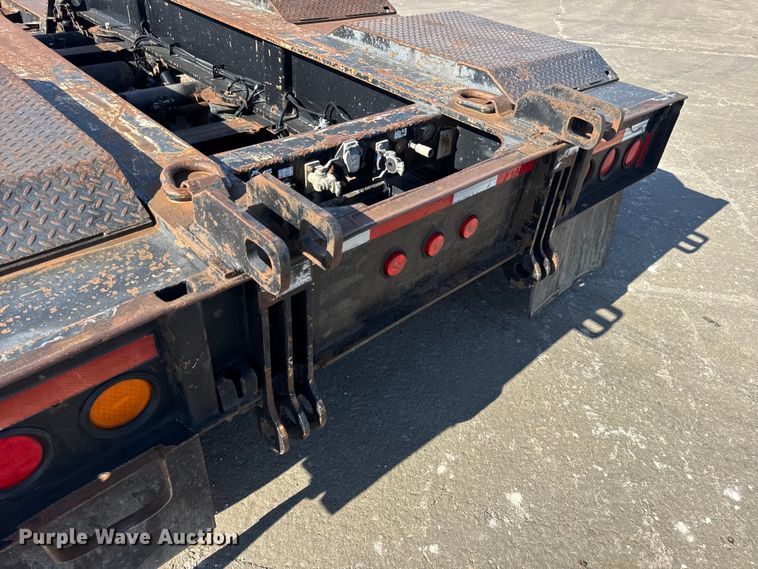 image for item DO2380 2009 Trail King TK110-533 lowboy equipment trailer