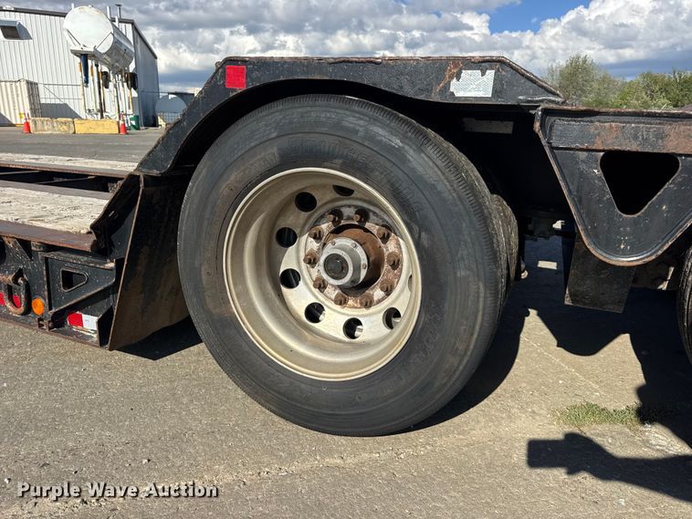 image for item DO2380 2009 Trail King TK110-533 lowboy equipment trailer