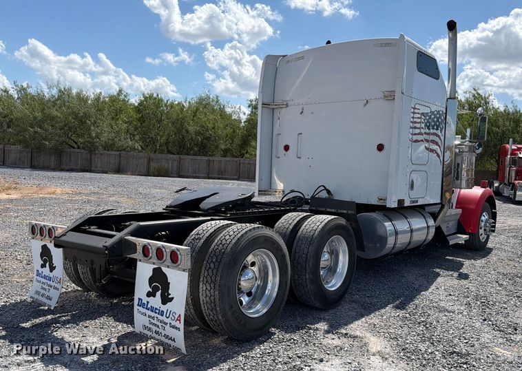 image for item DO2578 2006 Kenworth W900 semi truck