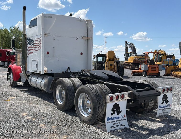 image for item DO2578 2006 Kenworth W900 semi truck