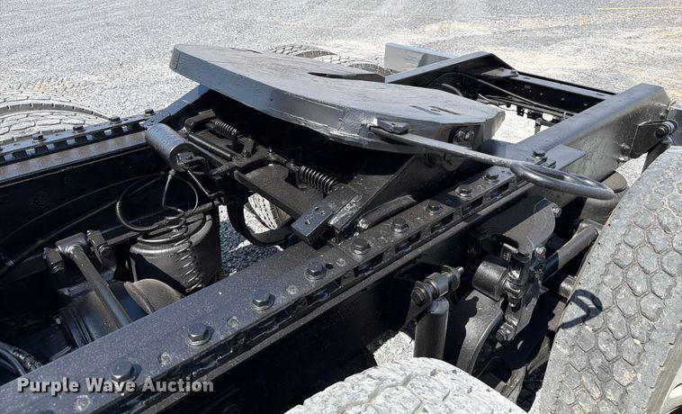 image for item DO2578 2006 Kenworth W900 semi truck