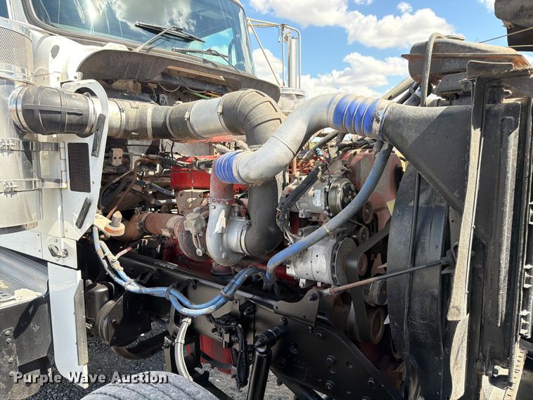 image for item DO2578 2006 Kenworth W900 semi truck