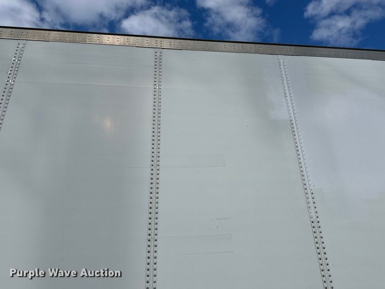 image for item DP8864 2013 Wabash dry van trailer