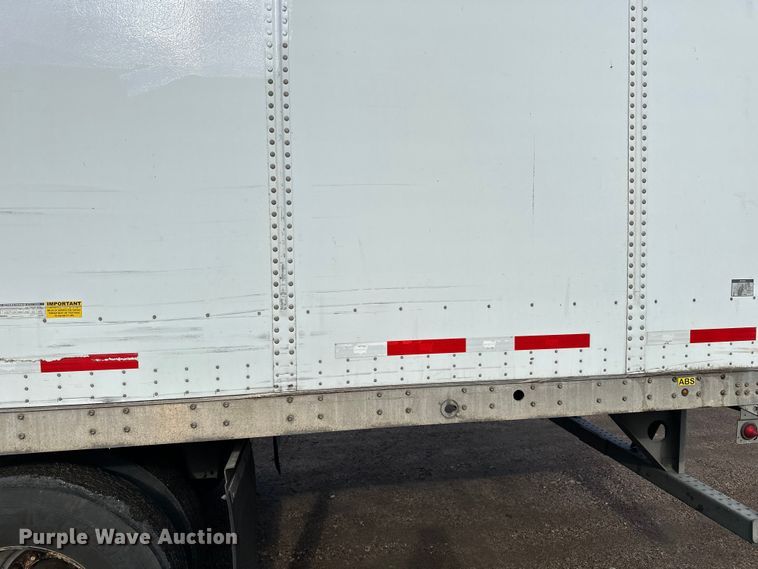 image for item DP8864 2013 Wabash dry van trailer
