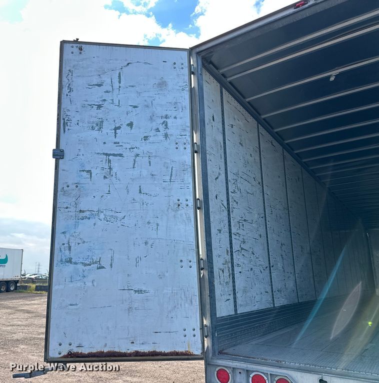 image for item DP8864 2013 Wabash dry van trailer