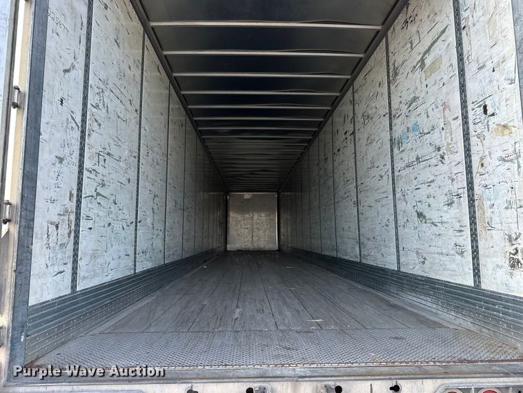 image for item DP8864 2013 Wabash dry van trailer