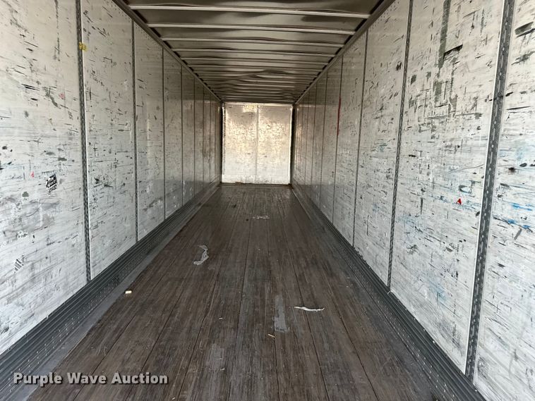 image for item DP8864 2013 Wabash dry van trailer