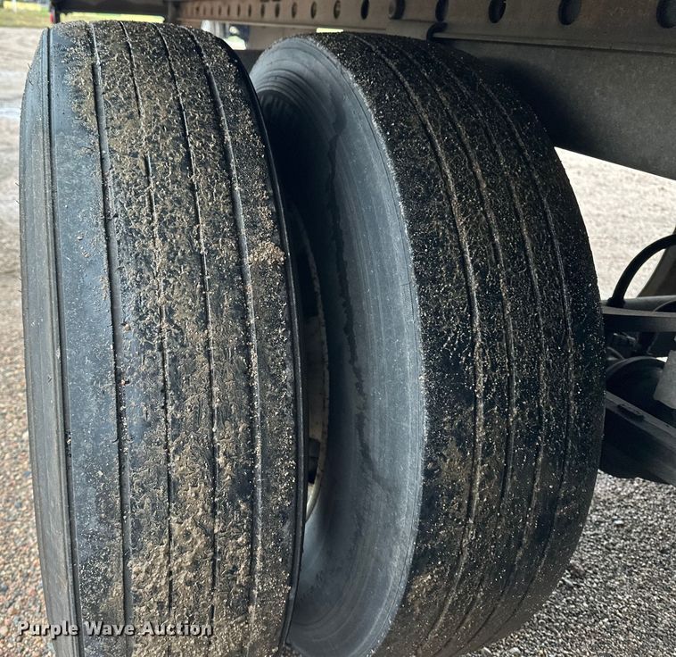 image for item DP8866 2013 Wabash DVLSHPC  dry van trailer