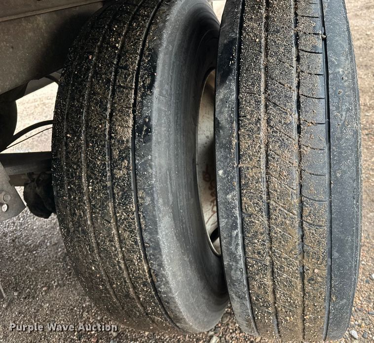 image for item DP8866 2013 Wabash DVLSHPC  dry van trailer