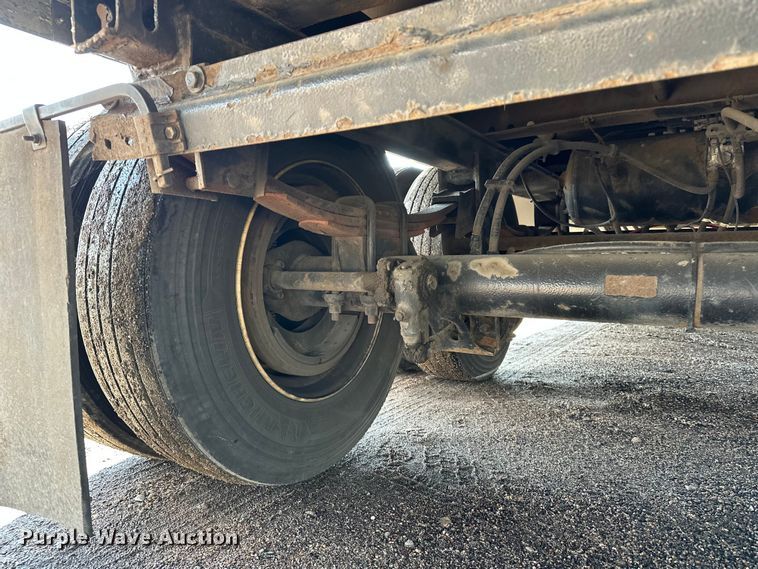 image for item DP8869 2013 Wabash DVLSHPC  dry van trailer