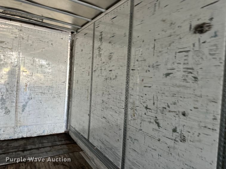 image for item DP8869 2013 Wabash DVLSHPC  dry van trailer