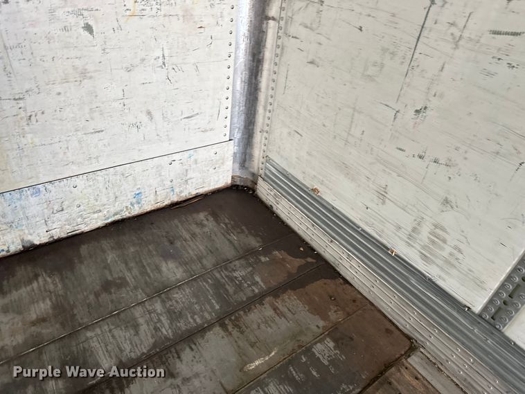 image for item DP8869 2013 Wabash DVLSHPC  dry van trailer